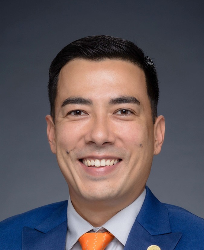 Daniel Holt - Hawaii Democrat (Former) - Bill Sponsor